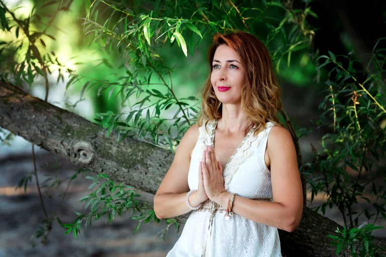 Angyalszárnyakon - adventi élőzenés est jógával, meditációval és hangfürdővel 1 Vilmos Berci es Szofi 2022 41